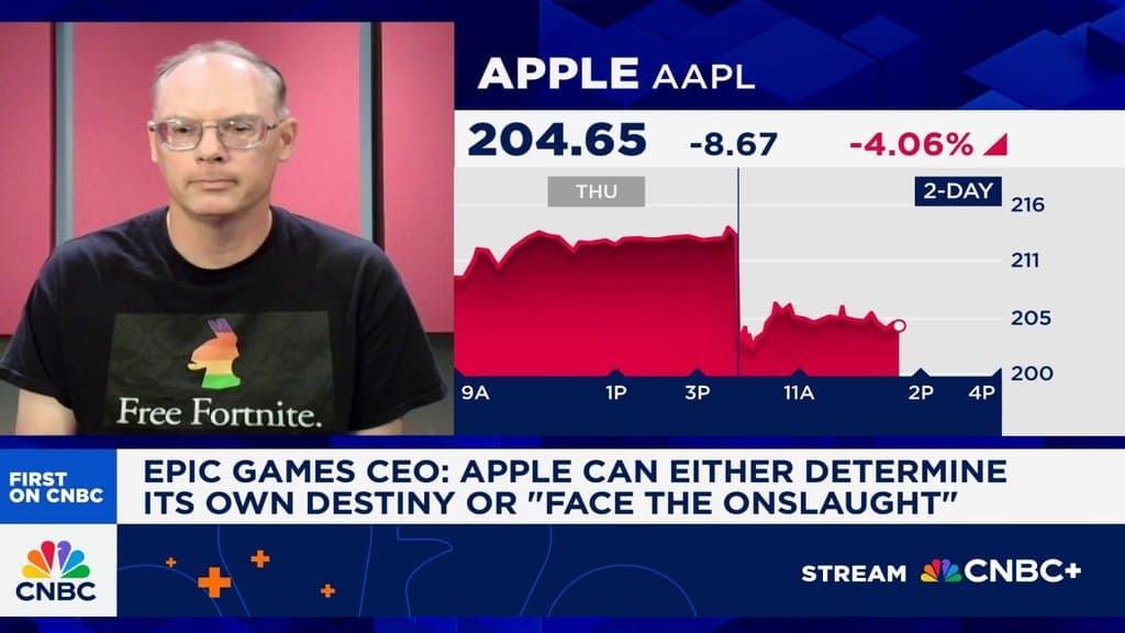 Apple is handing the CEO job to hardware veteran John Ternus