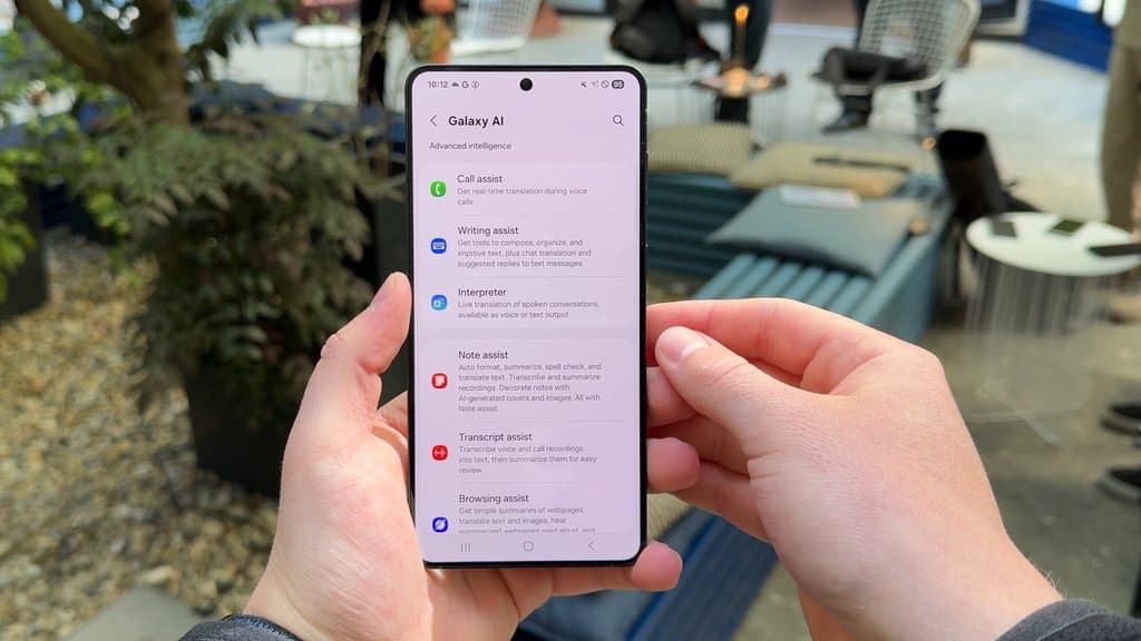 Samsung’s Galaxy S26 AI tricks are already reaching older Galaxy phones